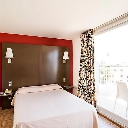 ナウティコ ホテル