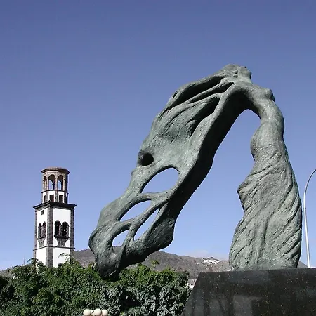 ナウティコ 2* サンタクルスデテネリフェ