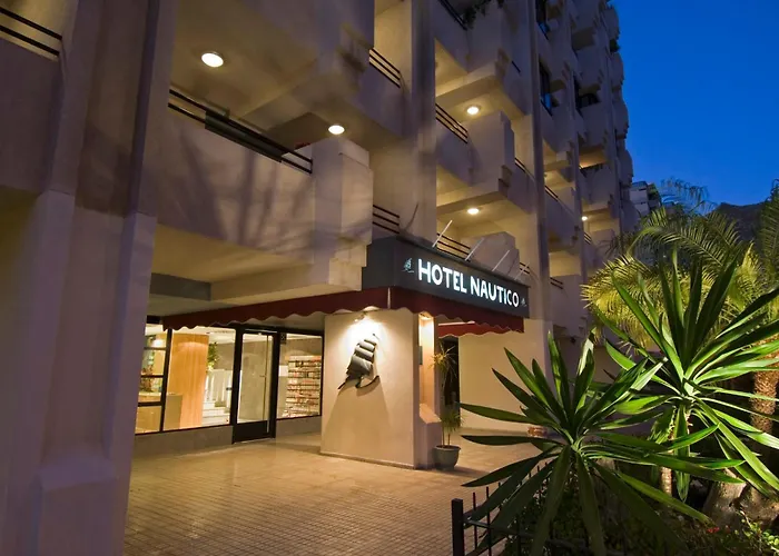 ナウティコ ホテル